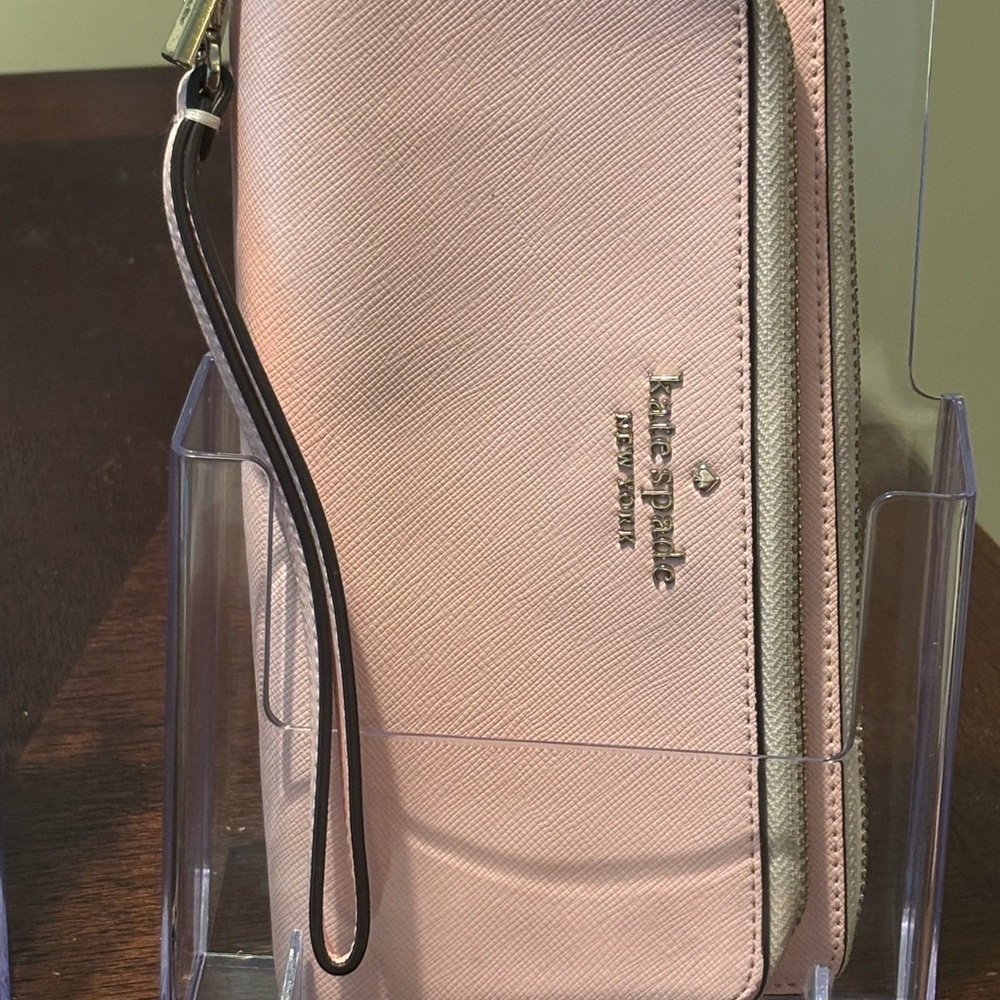 Kate Spade Blush Pink Wristlet